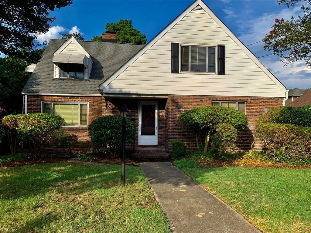 Norfolk, Virginia 23504, United States, 3 Bedrooms Bedrooms, ,1 BathroomBathrooms,Residential,Active,216011