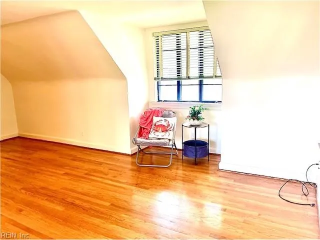 Norfolk, Virginia 23504, United States, 3 Bedrooms Bedrooms, ,1 BathroomBathrooms,Residential,Active,216011