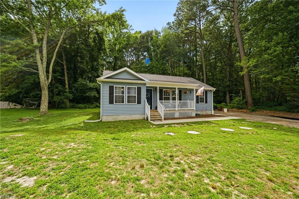 Photo of 4568 Johns Point Road, Gloucester, VA 23061 (MLS # 10641046)