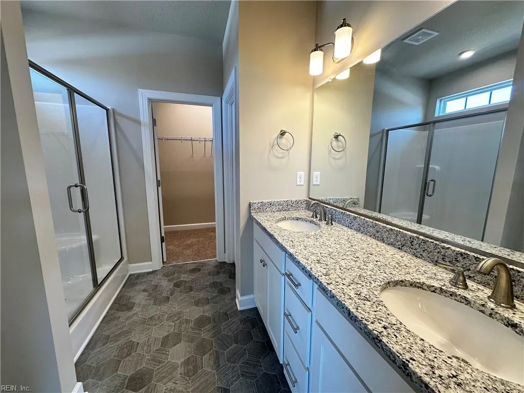 Suffolk, Virginia 23434, United States, 3 Bedrooms Bedrooms, ,3 BathroomsBathrooms,Residential,Pending,138722