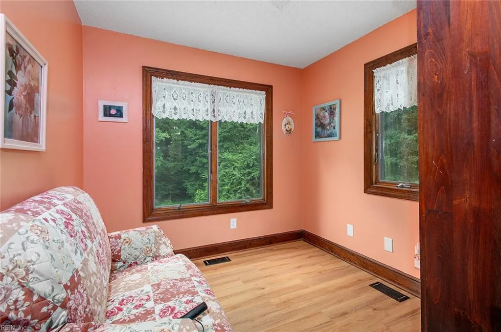 Suffolk, Virginia 23437, United States, 3 Bedrooms Bedrooms, ,3 BathroomsBathrooms,Residential,Active,188152