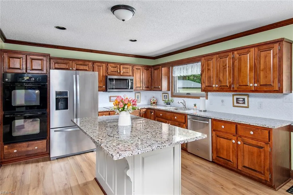 Suffolk, Virginia 23437, United States, 3 Bedrooms Bedrooms, ,3 BathroomsBathrooms,Residential,Active,188152