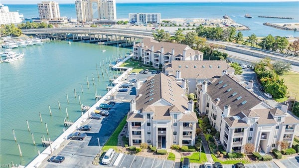 405 HARBOUR PT APT 305, VIRGINIA BEACH, VA 23451 - Image ded7a1f99d8ff6fbee63d8900e4dbb07/2471219688