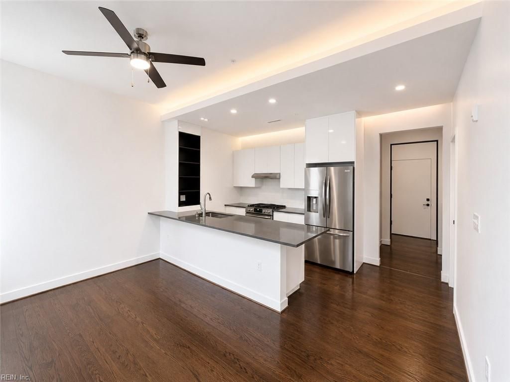 Photo of 1 E Plume Street #6, Norfolk, VA 23510 (MLS # 10640590)