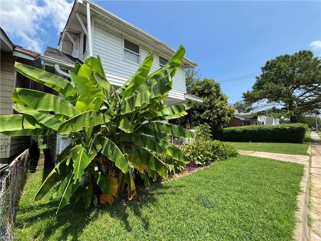Photo of 974 Philpotts Road, Norfolk, VA 23513 (MLS # 10626207)
