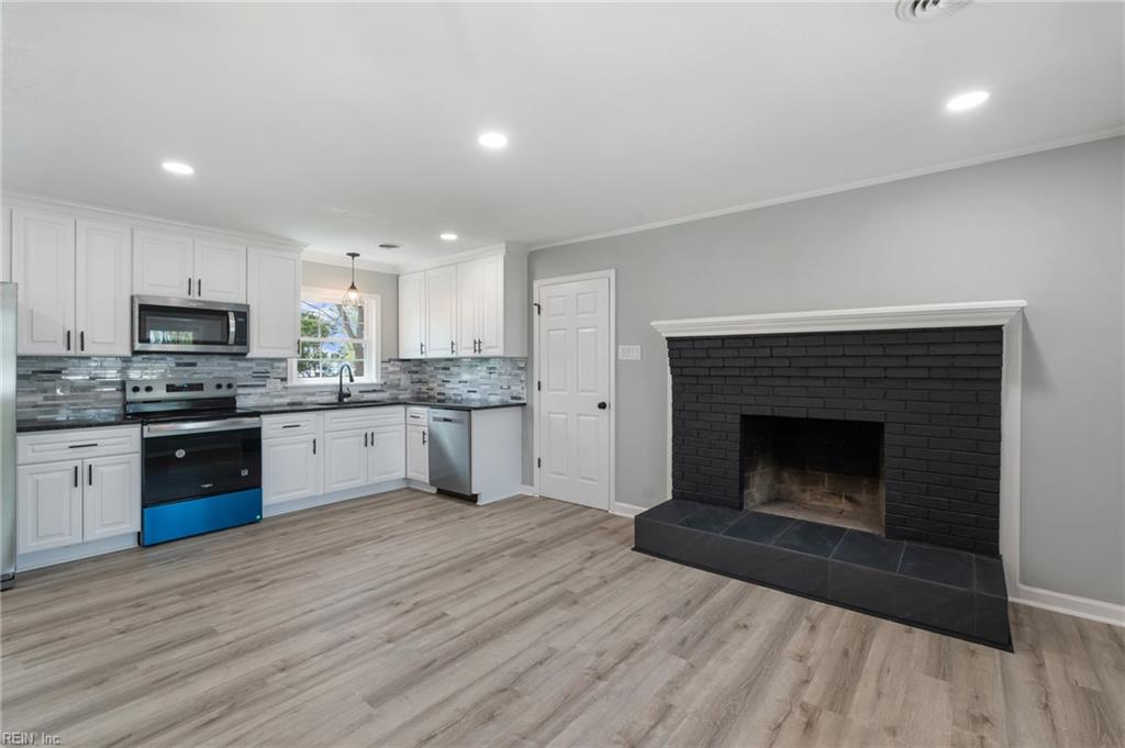 1117 Ginger CRES