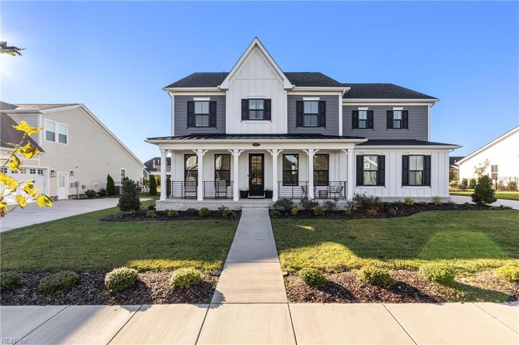 Photo of 2952 Weston Loop, Virginia Beach, VA 23456 (MLS # 10620020)