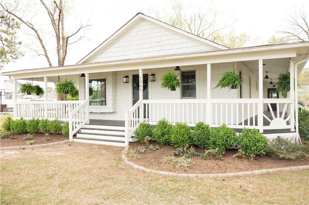 Photo of 1361 Elbow Road, Chesapeake, VA 23320 (MLS # 10628298)