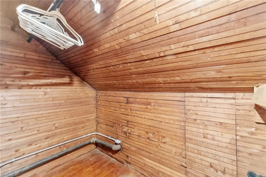 Norfolk, Virginia 23505, United States, 4 Bedrooms Bedrooms, ,3 BathroomsBathrooms,Residential,Active,147359