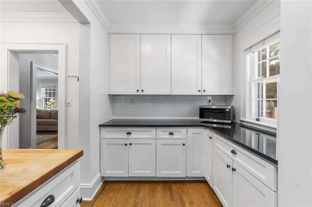 Norfolk, Virginia 23505, United States, 4 Bedrooms Bedrooms, ,3 BathroomsBathrooms,Residential,Active,147359