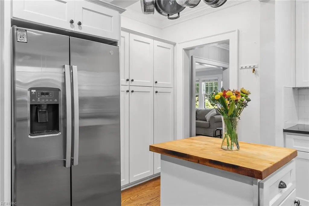 Norfolk, Virginia 23505, United States, 4 Bedrooms Bedrooms, ,3 BathroomsBathrooms,Residential,Active,147359