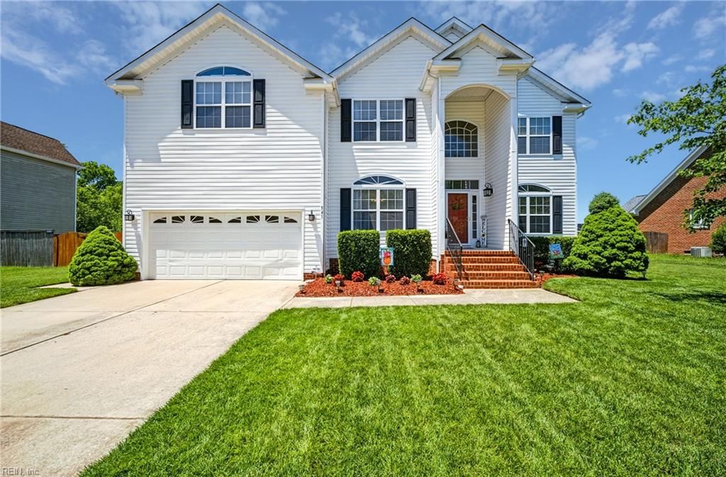 Photo of 541 Fair Oak Drive, Chesapeake, VA 23322 (MLS # 10638894)