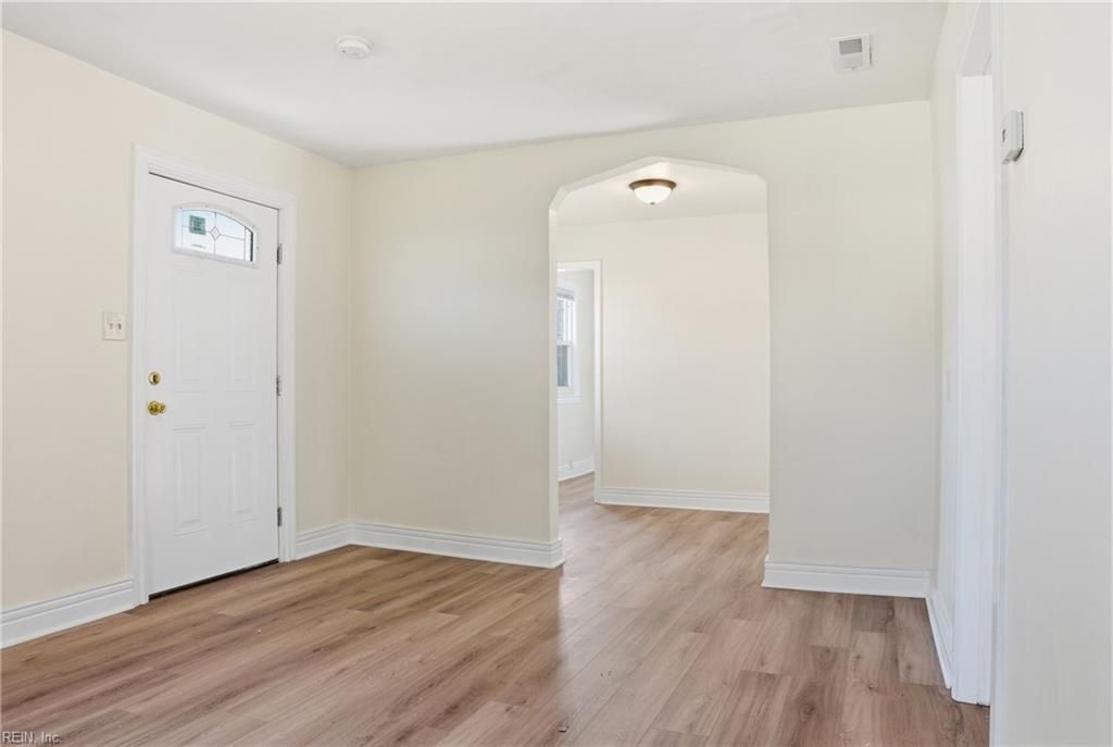 Photo of 28 Fiske Street, Portsmouth, VA 23702 (MLS # 10627272)