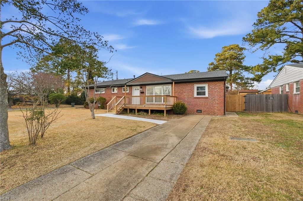 Photo of 2700 Dominion Avenue, Norfolk, VA 23518 (MLS # 10615525)