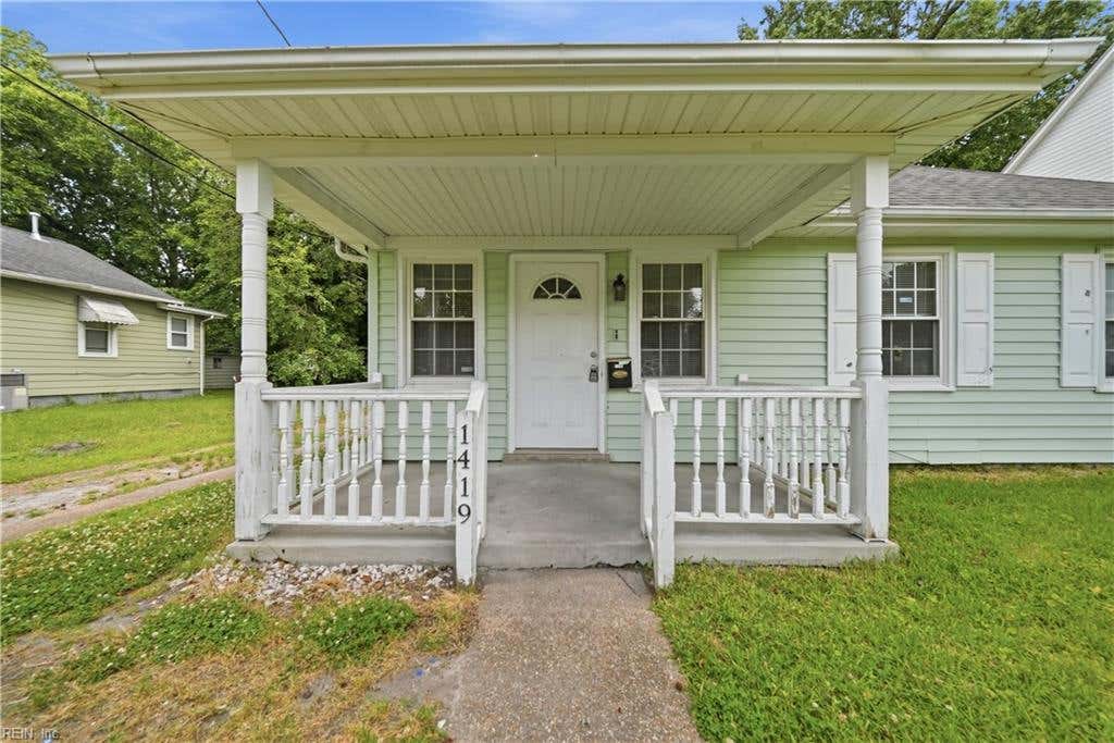 Photo of 1419 W 40th Street, Norfolk, VA 23508 (MLS # 10639218)