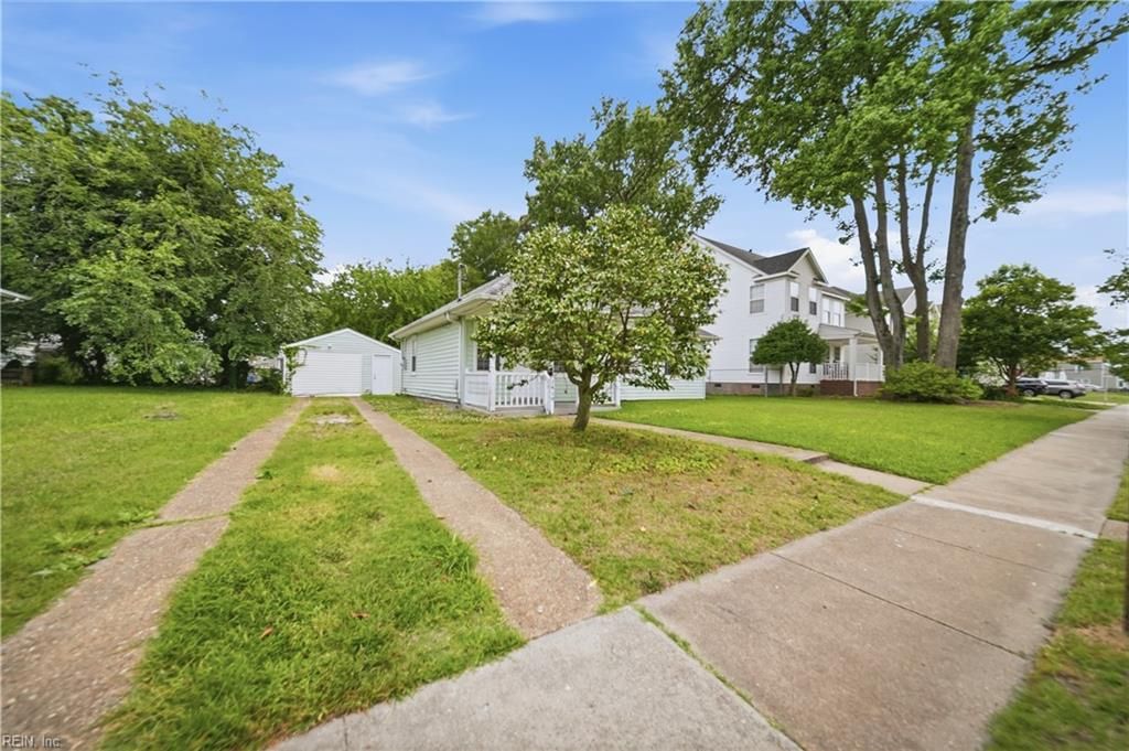 Photo of 1419 W 40th Street, Norfolk, VA 23508 (MLS # 10639218)