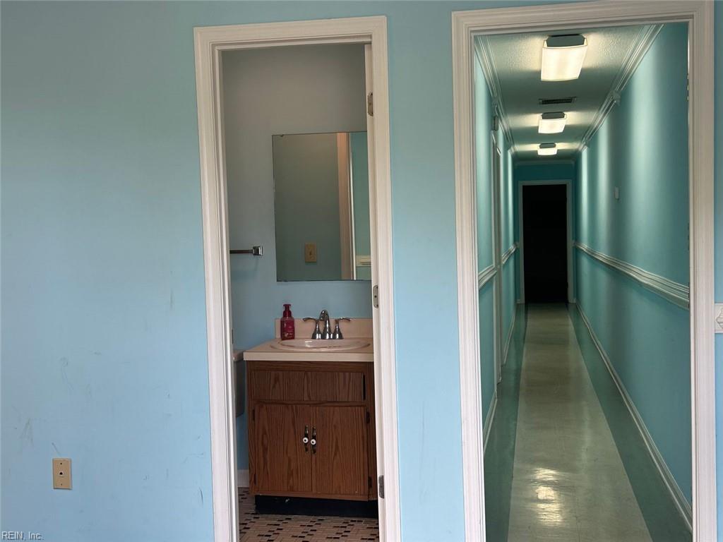 Photo of 5121 E Virginia Beach Boulevard #C1, Norfolk, VA 23502 (MLS # 10648112)