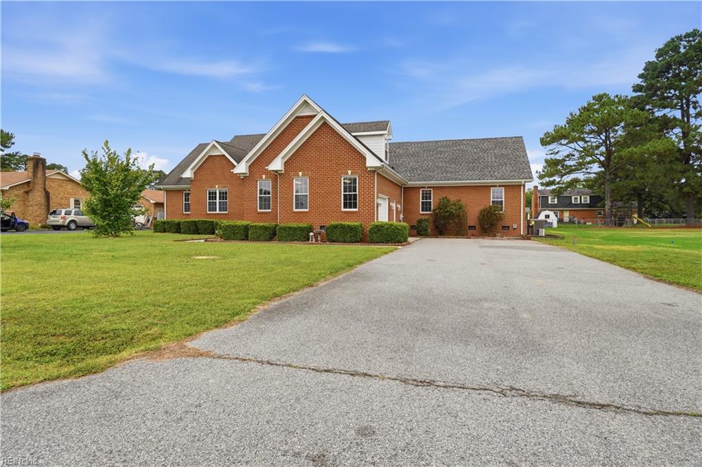 Photo of 8 Randolph Drive, Windsor, VA 23487 (MLS # 10657370)