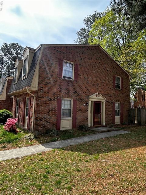 Photo of 381 Advocate Court #F, Newport News, VA 23608 (MLS # 10631267)