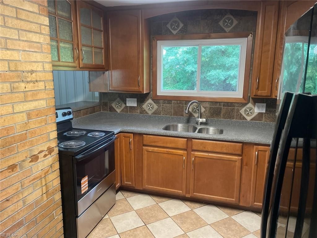 Photo of 301 Woodroof Road, Newport News, VA 23606 (MLS # 10632873)