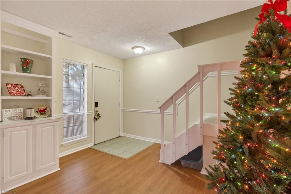 Photo of 4548 Genoa Circle, Virginia Beach, VA 23462 (MLS # 10619092)