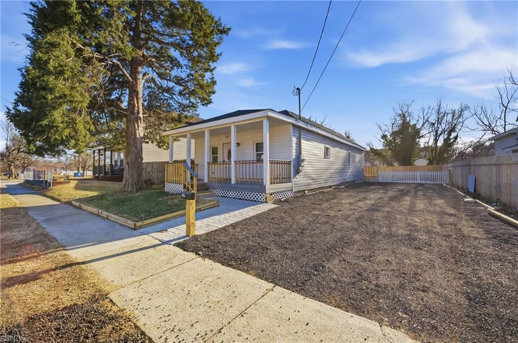 Photo of 407 Pine Avenue, Newport News, VA 23607 (MLS # 10619708)