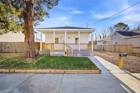 Photo of 407 Pine Avenue, Newport News, VA 23607 (MLS # 10619708)