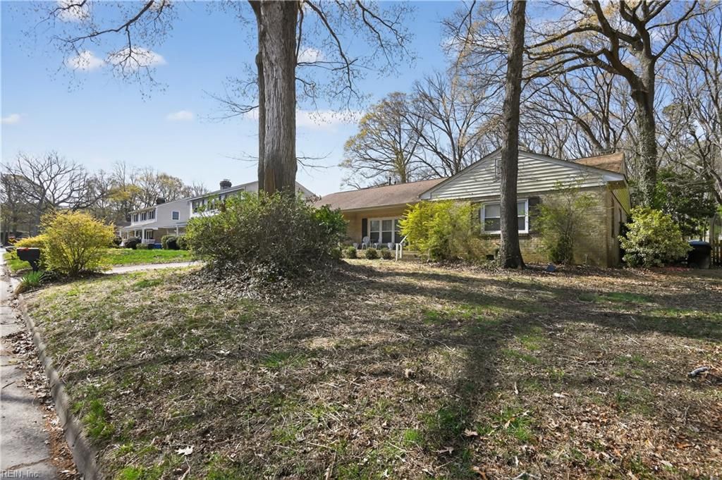 Photo of 6344 Dartmouth Way, Virginia Beach, VA 23464 (MLS # 10626376)