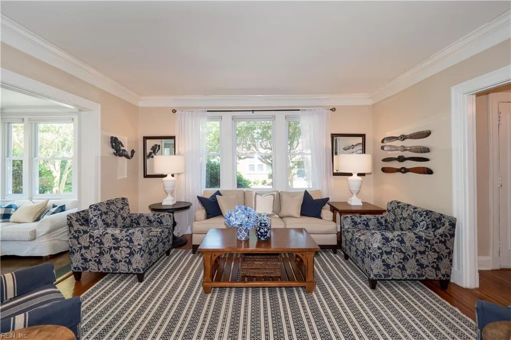 Norfolk, Virginia 23507, United States, 4 Bedrooms Bedrooms, ,4 BathroomsBathrooms,Residential,Active,220762