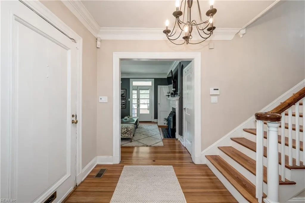 Norfolk, Virginia 23507, United States, 4 Bedrooms Bedrooms, ,4 BathroomsBathrooms,Residential,Active,220762