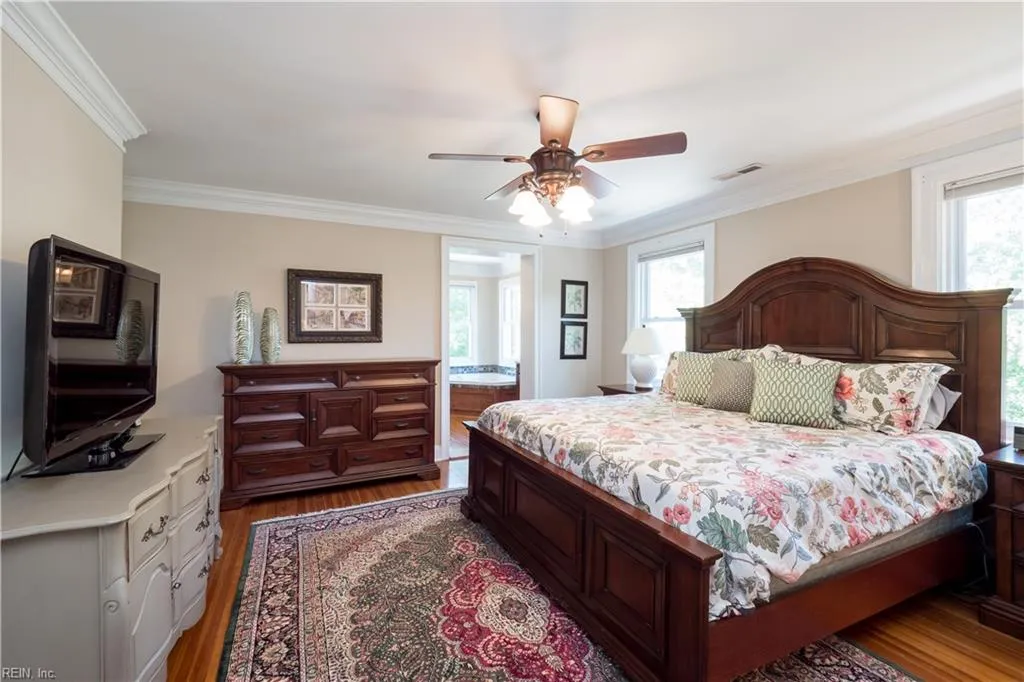 Norfolk, Virginia 23507, United States, 4 Bedrooms Bedrooms, ,4 BathroomsBathrooms,Residential,Active,220762