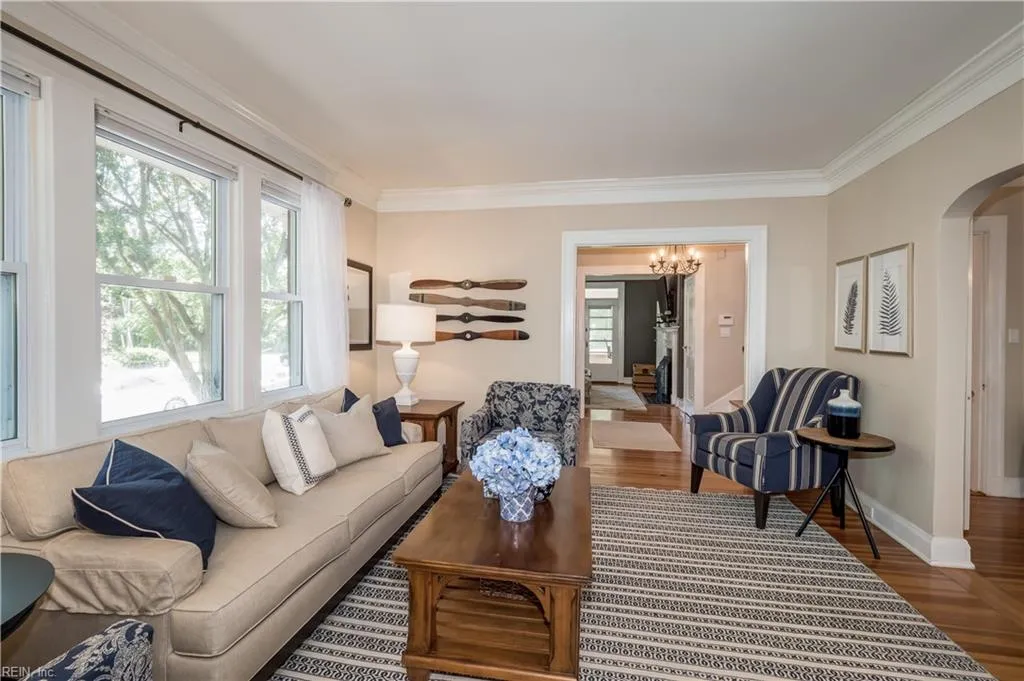 Norfolk, Virginia 23507, United States, 4 Bedrooms Bedrooms, ,4 BathroomsBathrooms,Residential,Active,220762