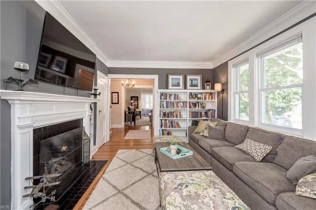 Norfolk, Virginia 23507, United States, 4 Bedrooms Bedrooms, ,4 BathroomsBathrooms,Residential,Active,220762