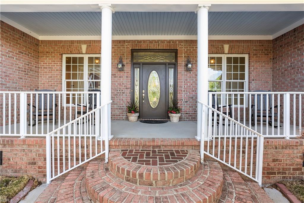 2925 Couples CT