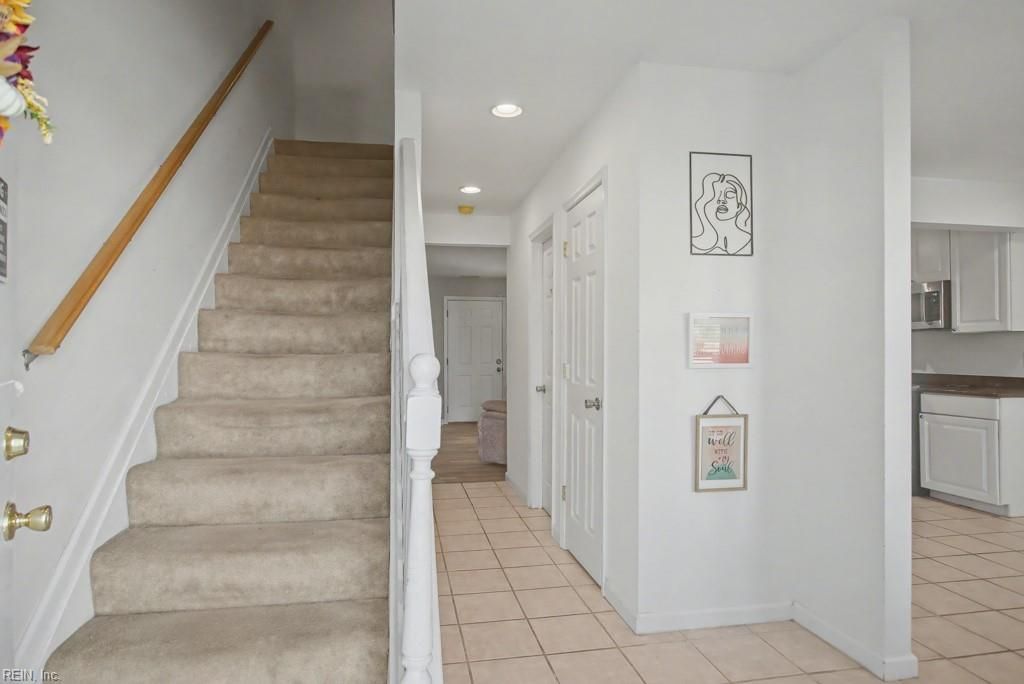 Photo of 3690 Sylvan Lane, Virginia Beach, VA 23453 (MLS # 10614123)