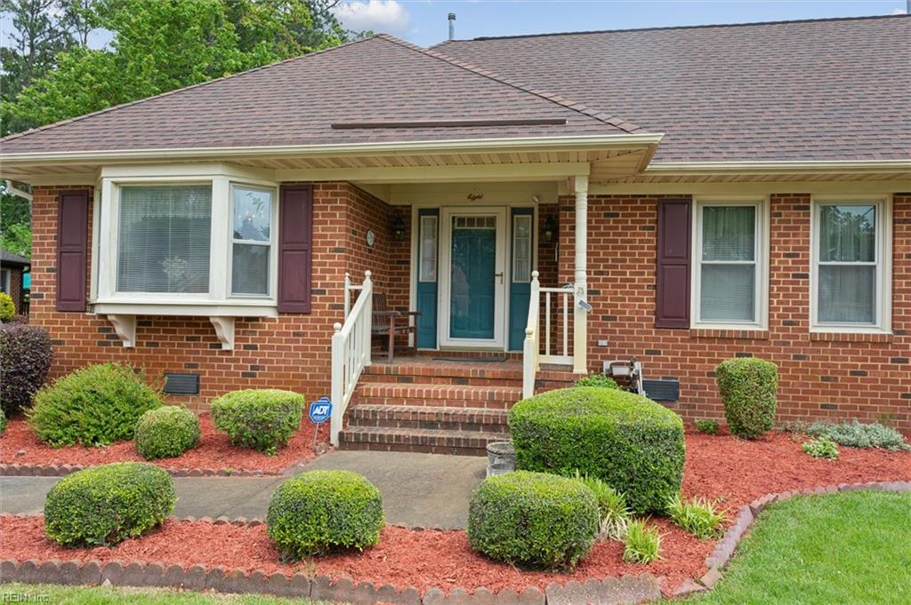 8 Diamond Hill RD