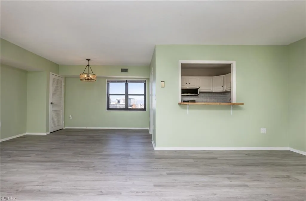 Portsmouth, Virginia 23704, United States, 2 Bedrooms Bedrooms, ,2 BathroomsBathrooms,Residential,Active,195852