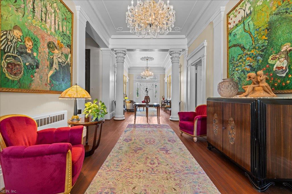 121 W King ST