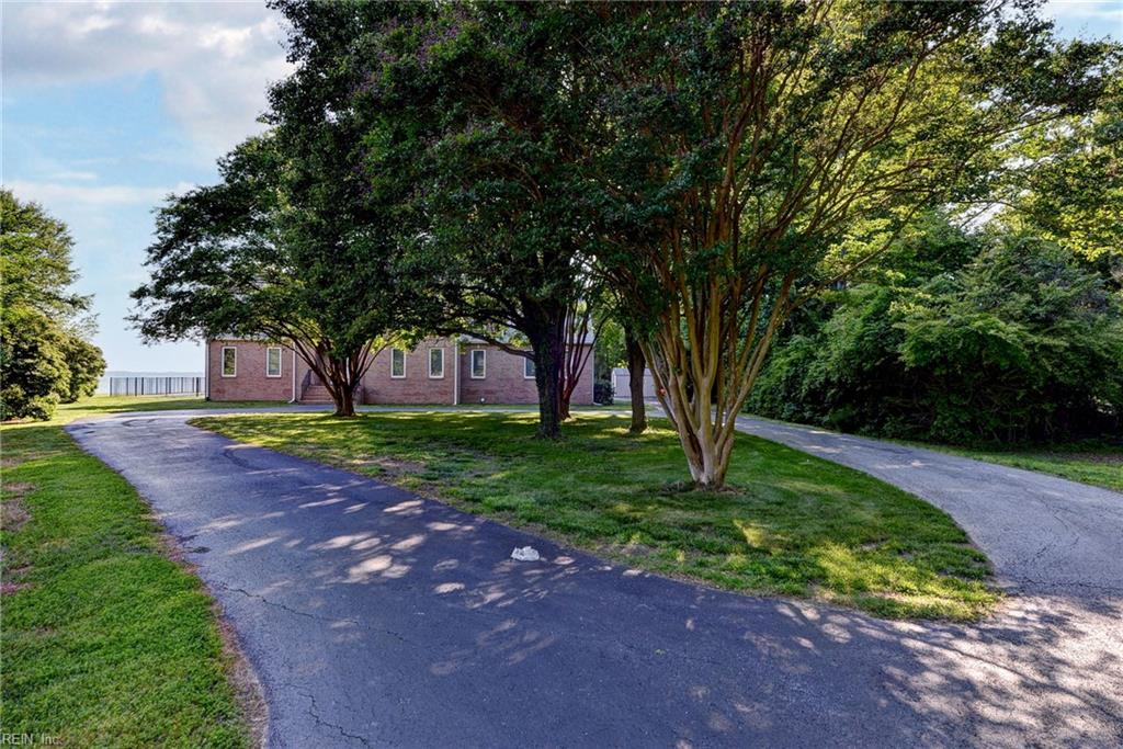 629 Cedar Pointe DR