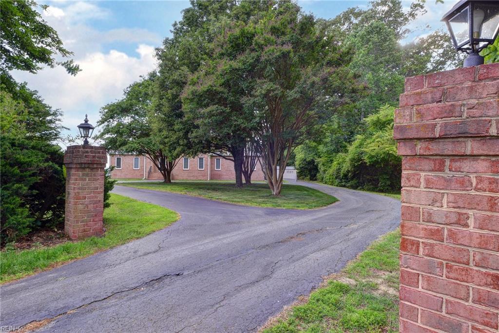 629 Cedar Pointe DR