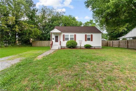 10 E Bayberry CT Hampton VA 23669