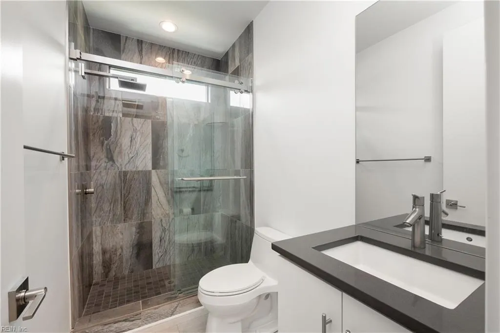 Virginia Beach, Virginia 23455, United States, 4 Bedrooms Bedrooms, ,5 BathroomsBathrooms,Residential,Active,217536