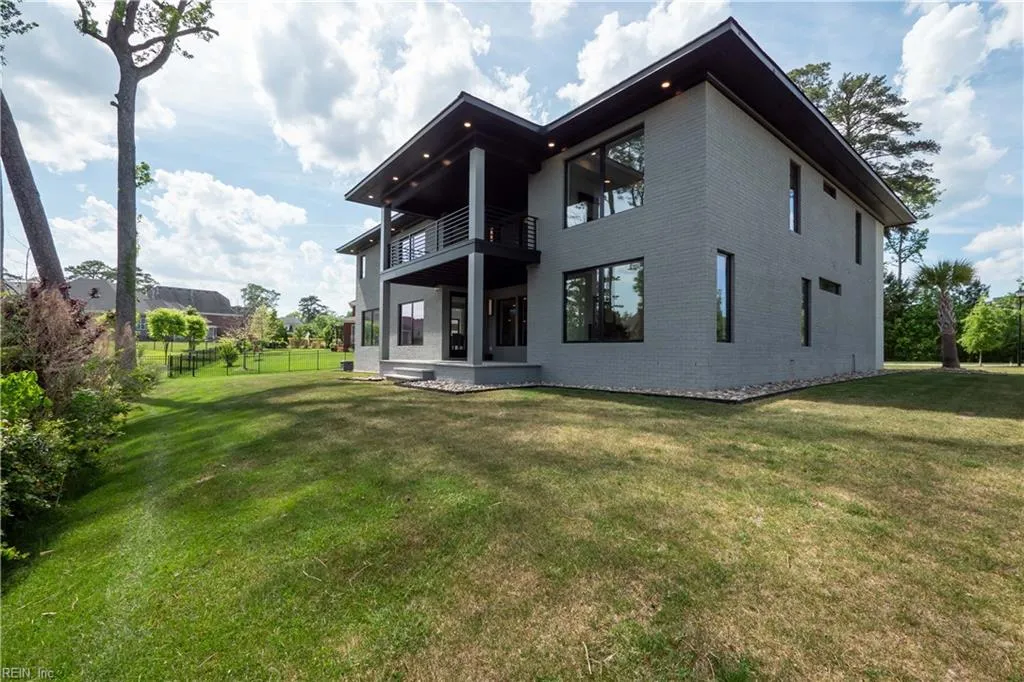 Virginia Beach, Virginia 23455, United States, 4 Bedrooms Bedrooms, ,5 BathroomsBathrooms,Residential,Active,217536