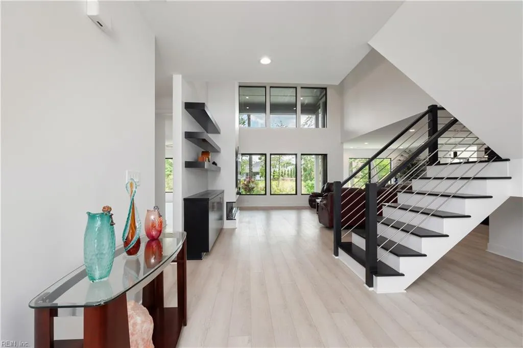 Virginia Beach, Virginia 23455, United States, 4 Bedrooms Bedrooms, ,5 BathroomsBathrooms,Residential,Active,217536