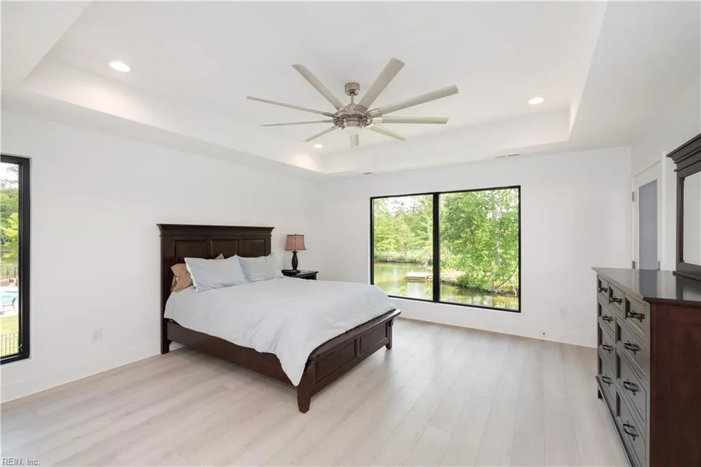 Virginia Beach, Virginia 23455, United States, 4 Bedrooms Bedrooms, ,5 BathroomsBathrooms,Residential,Active,217536