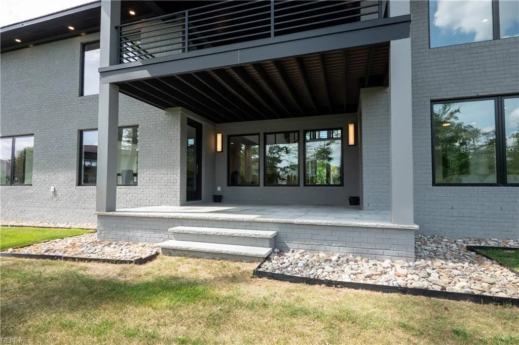 Virginia Beach, Virginia 23455, United States, 4 Bedrooms Bedrooms, ,5 BathroomsBathrooms,Residential,Active,217536