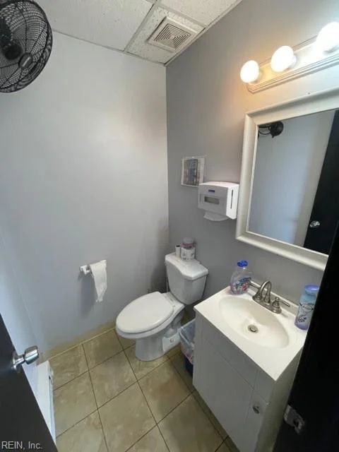 1425 W Pembroke Avenue, photo 5 of 32