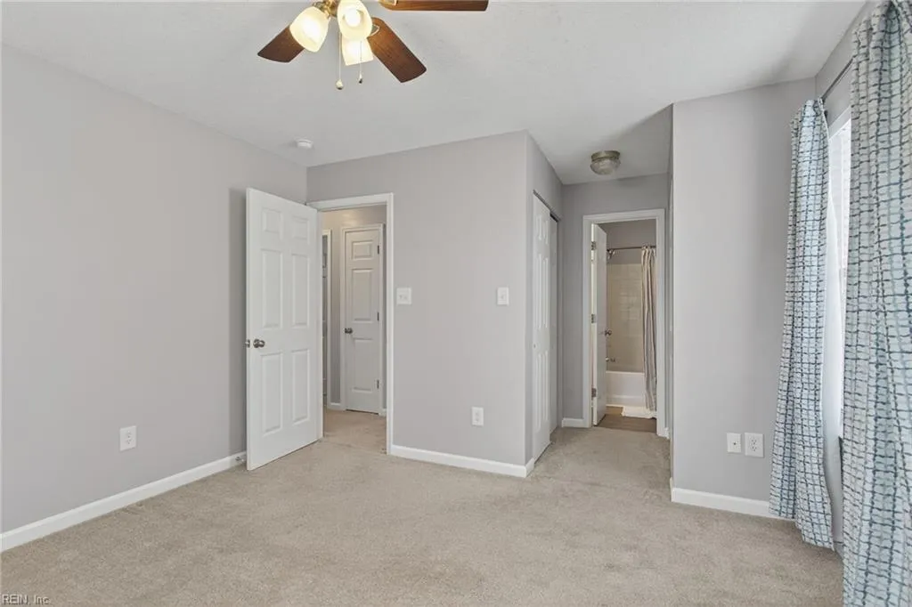 Suffolk, Virginia 23434, United States, 4 Bedrooms Bedrooms, ,3 BathroomsBathrooms,Residential,Active,194950