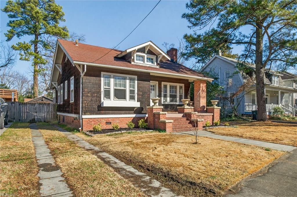 Photo of 1526 Degrasse Avenue, Norfolk, VA 23509 (MLS # 10617873)