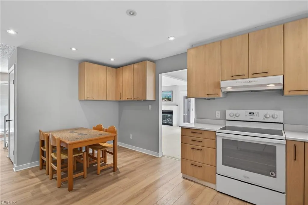 Virginia Beach, Virginia 23451, United States, 3 Bedrooms Bedrooms, ,3 BathroomsBathrooms,Residential,Active,155723